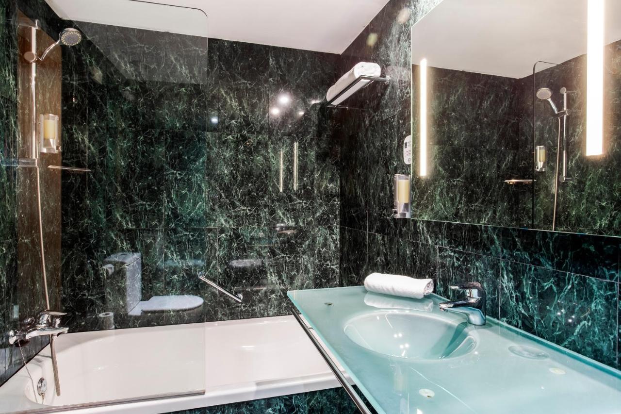B&B Hotel Granada Estacion Ngoại thất bức ảnh