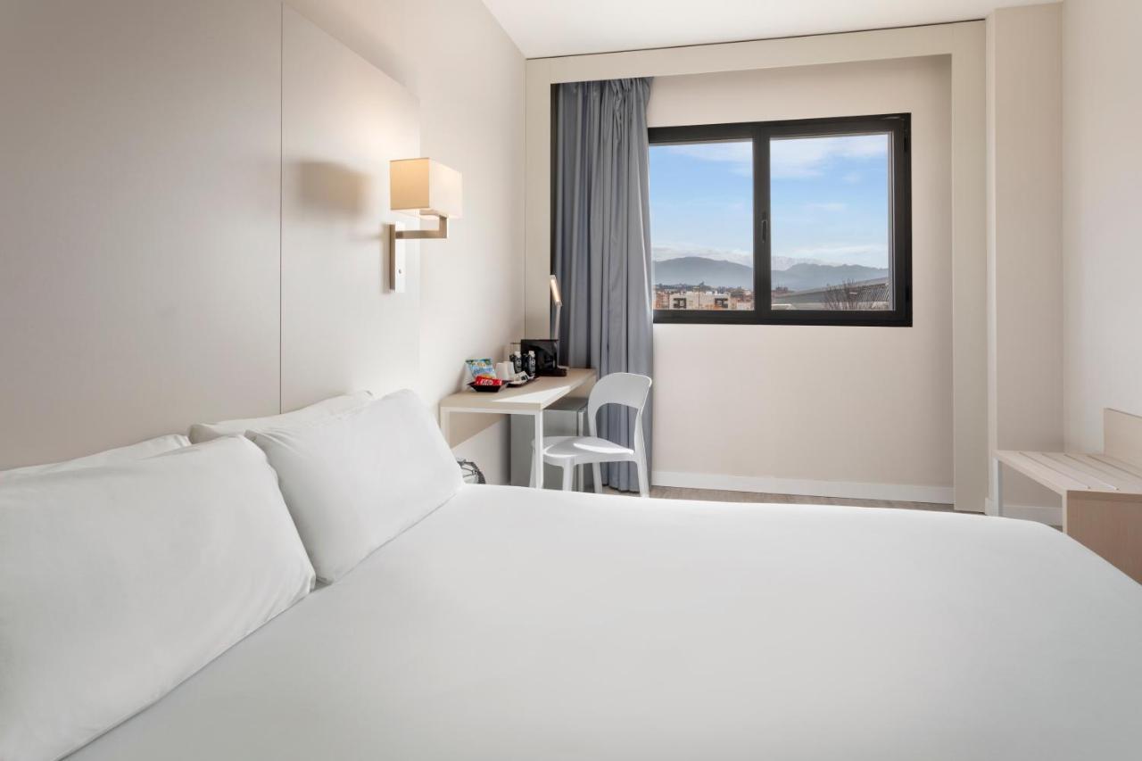 B&B Hotel Granada Estacion Ngoại thất bức ảnh