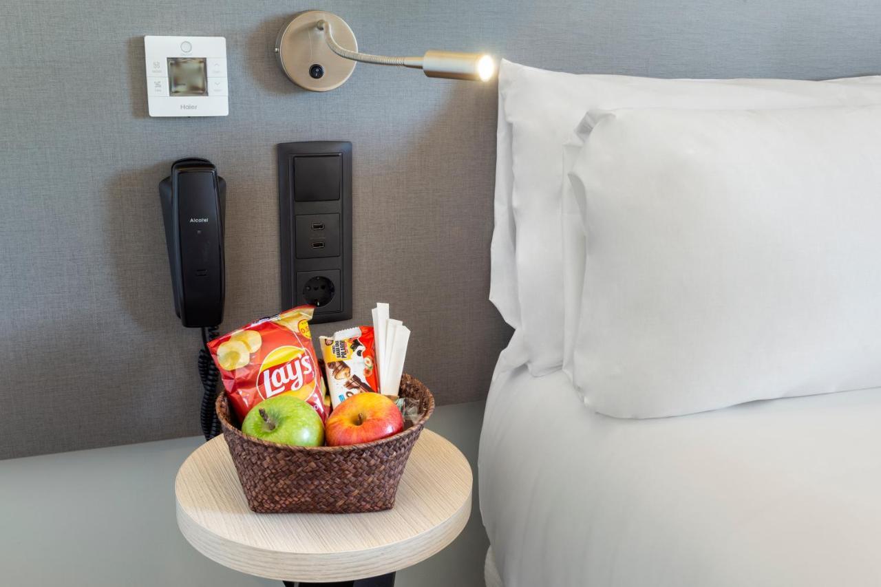 B&B Hotel Granada Estacion Ngoại thất bức ảnh