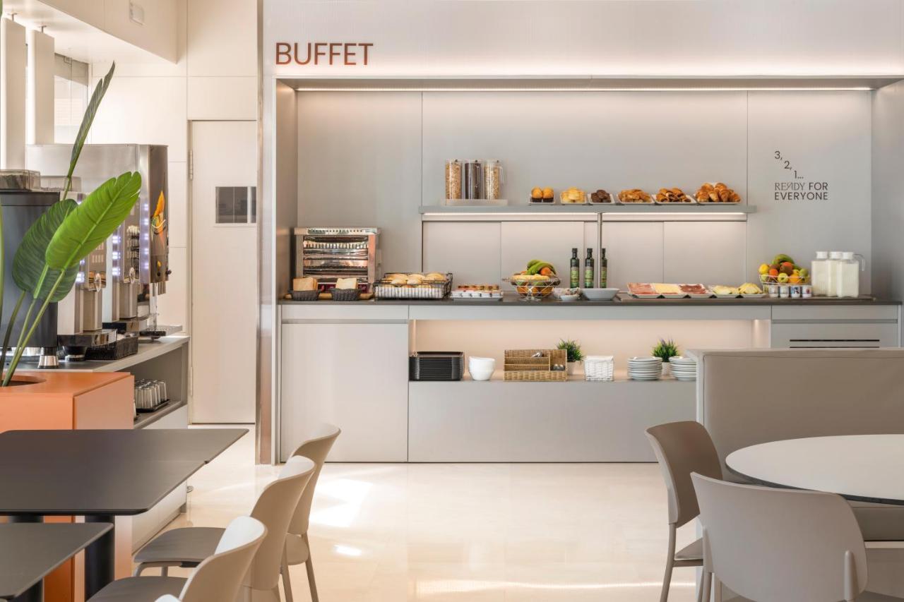 B&B Hotel Granada Estacion Ngoại thất bức ảnh