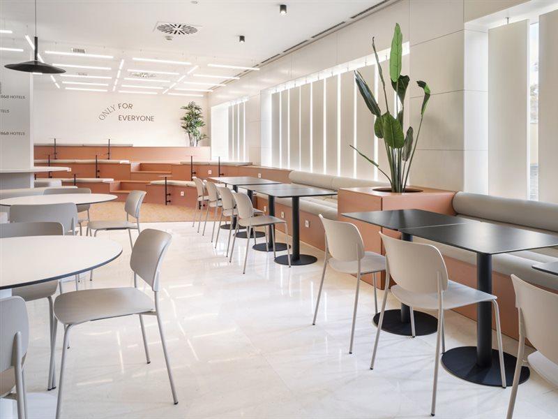 B&B Hotel Granada Estacion Ngoại thất bức ảnh