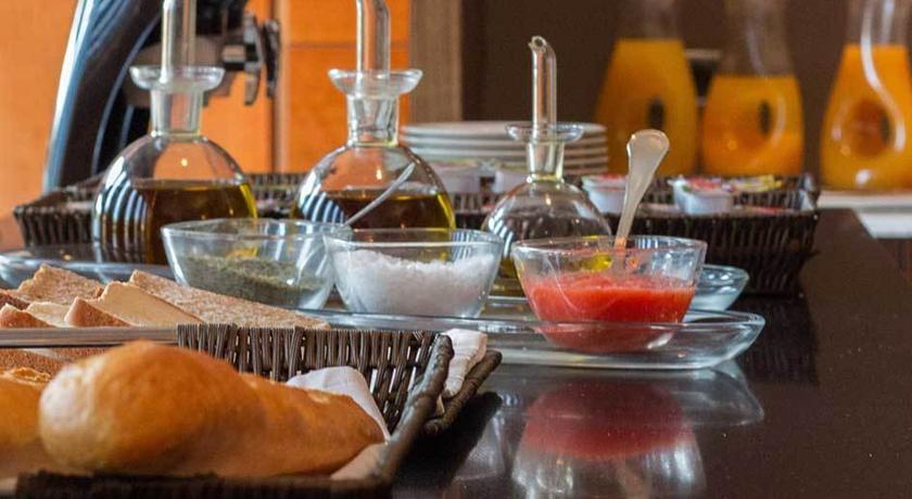 B&B Hotel Granada Estacion Ngoại thất bức ảnh