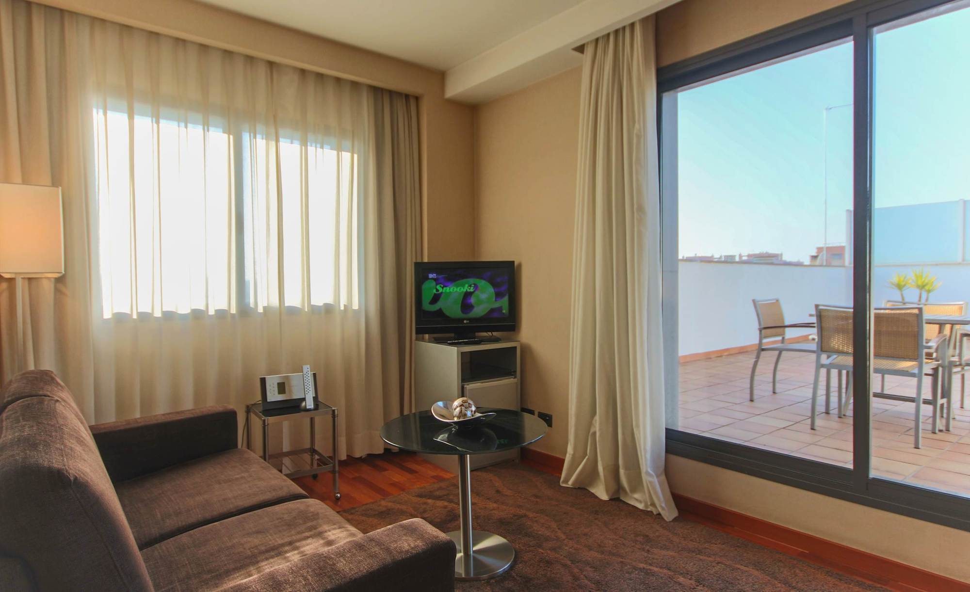 B&B Hotel Granada Estacion Ngoại thất bức ảnh